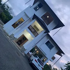 Villa En Con Piscina, Jarabacoa